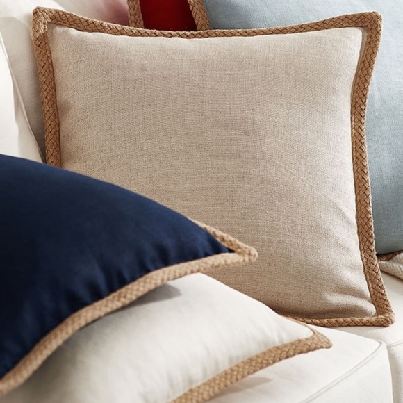 Pottery Barn Cream Linen With Jute Trim Accent Pillow With Feather Insert - Picture 2 of 7